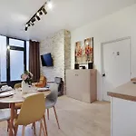 Intimate Flat W A C & Jacuzzi - 2br 6p Montmartre Lejlighed Paris